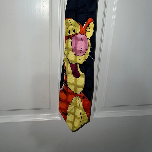 Tigger Disney tie navy blue - Picture 4 of 6